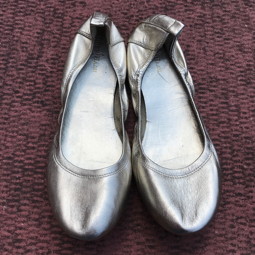 The PERFECT GOLD BALLET FLAT! Gold Cole Haan/Nike